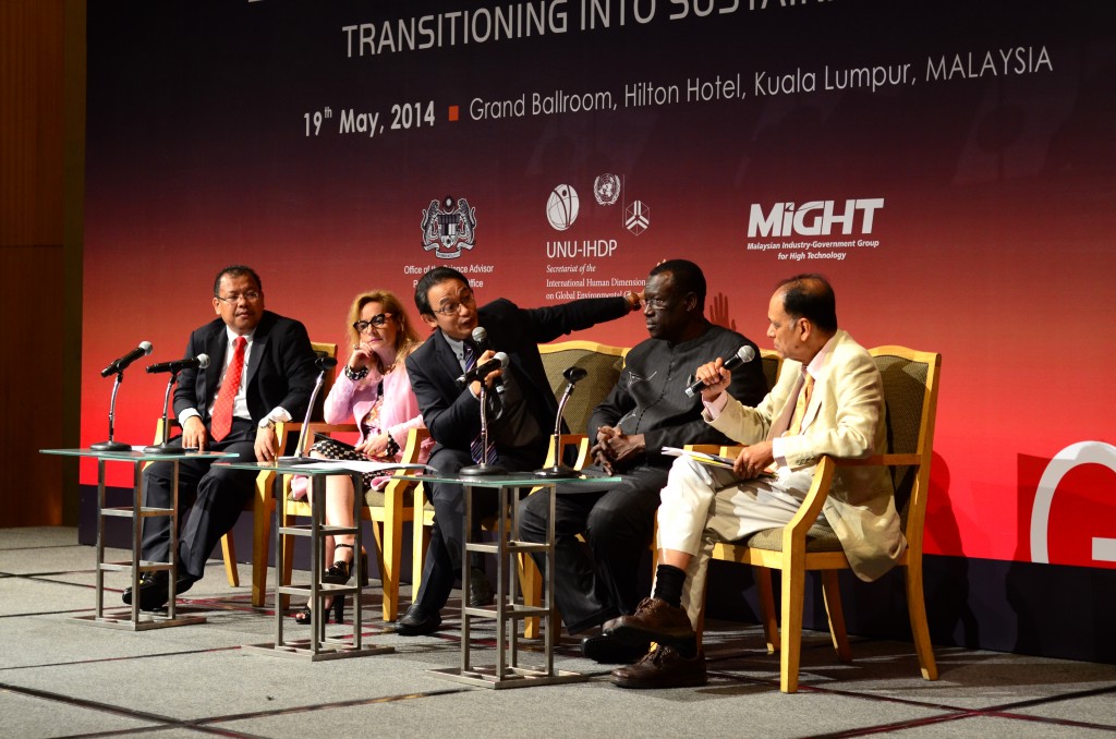 Beyond GDP Symposium's panel of experts: (from left) Universiti Kebangsaan Malaysia (UKM) Vice Chancellor Professor Datuk Dr Noor Azlan Ghazali, School of Business Administration of São Paulo Professor Ligia Maura Costa, ASTRO Host Kamarul Bahrin, Chairman of Africa Sustainability Centre (ASCENT), and University of Cambridge's Professor Emeritus Sir Partha Dasgupta.